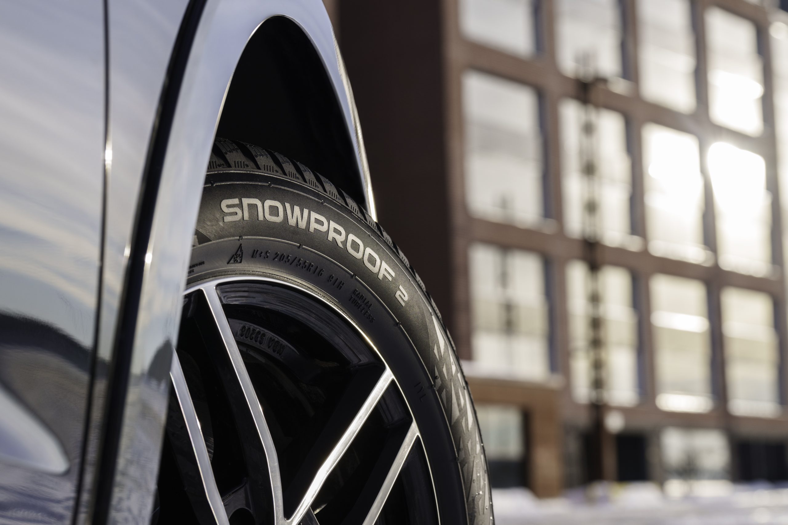 linię opon Snowproof Nokian Tyres | rozszerza MOTOFAKTOR